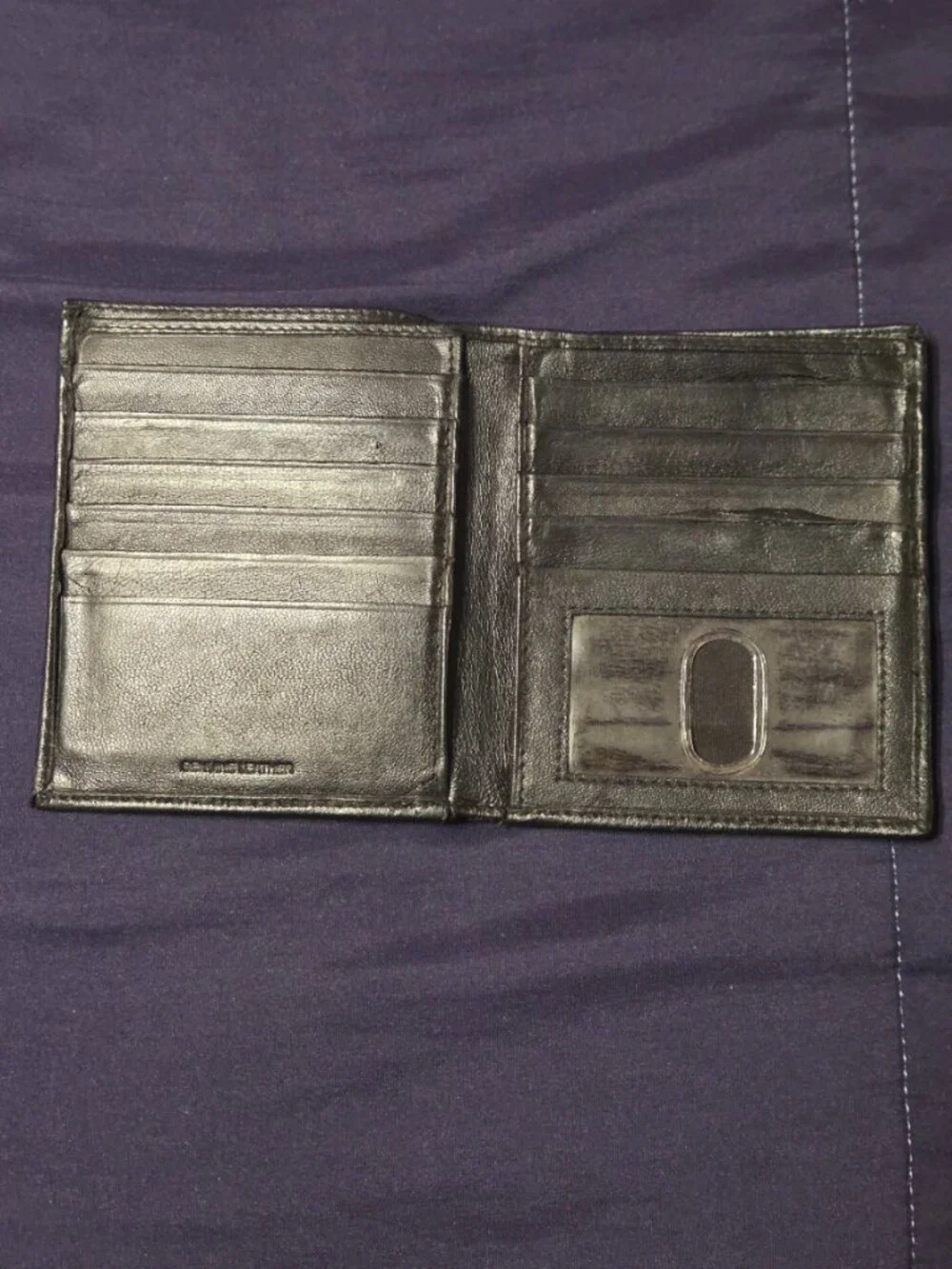 MENS BI-FOLD LEATHER WALLET